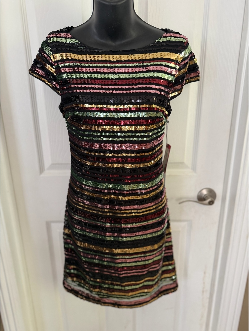 Vince Camuto multicolor sequin short sleeve dress size 2 NWT